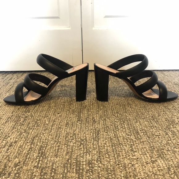 Mules - Picture 4 of 8